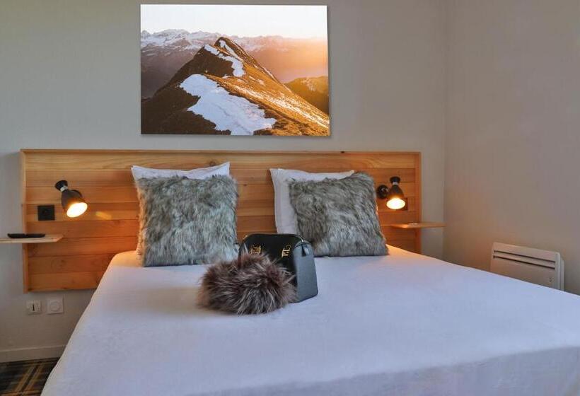 غرفة قياسية ثلاثية مزودة بشرفة, Sowell Family La Lauziere