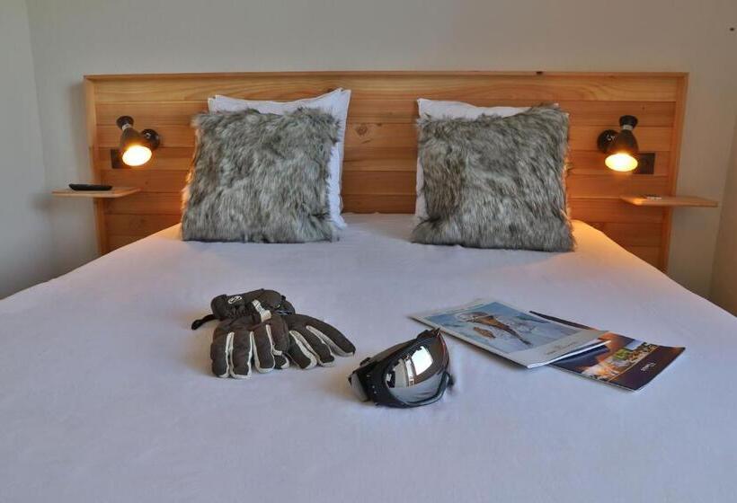 غرفة عائلية, Sowell Family La Lauziere