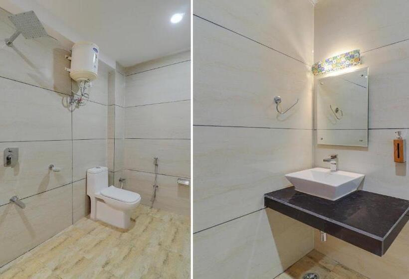 Superiorrum Bergsutsikt, Treebo Tropical Roots, Bhupatwala Haridwar