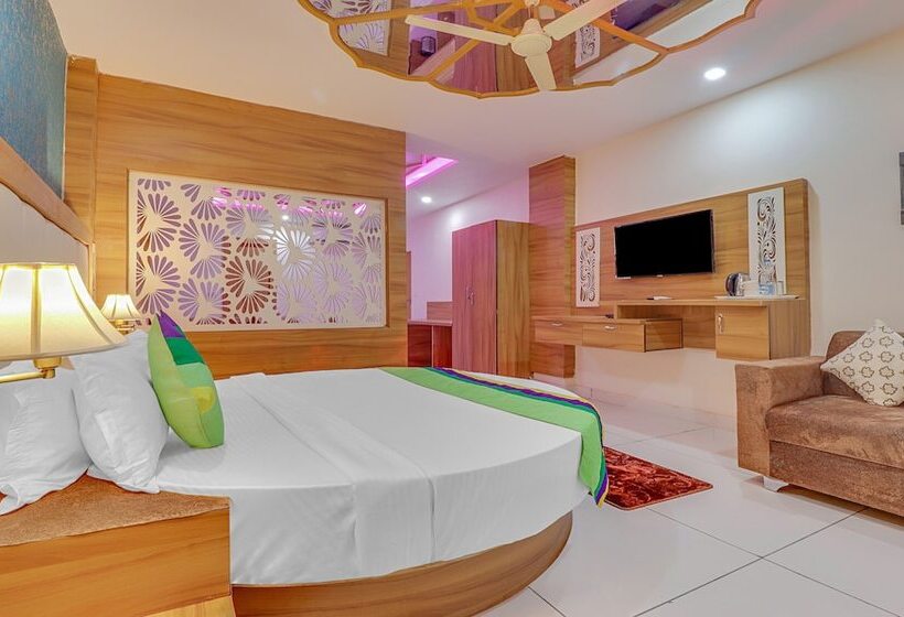 Deluxe Rum Bergsutsikt, Treebo Tropical Roots, Bhupatwala Haridwar