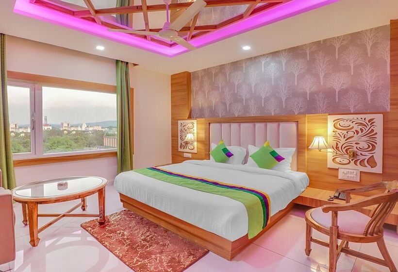 Superiorrum Bergsutsikt, Treebo Tropical Roots, Bhupatwala Haridwar