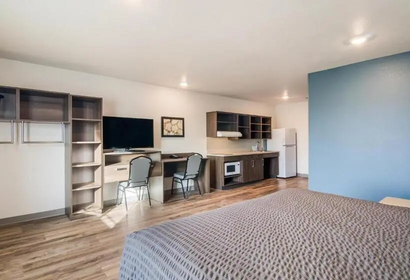 身障者適用キングサイズベッドルーム, Woodspring Suites Thornton North Denver