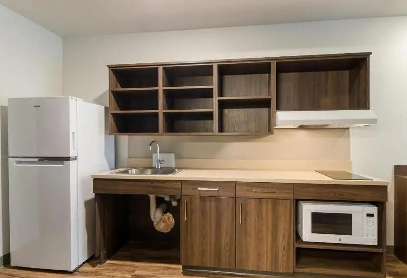 身障者適用キングサイズベッドルーム, Woodspring Suites Thornton North Denver