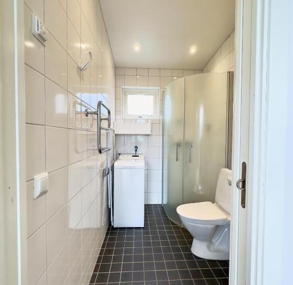 오두막, Kostergården