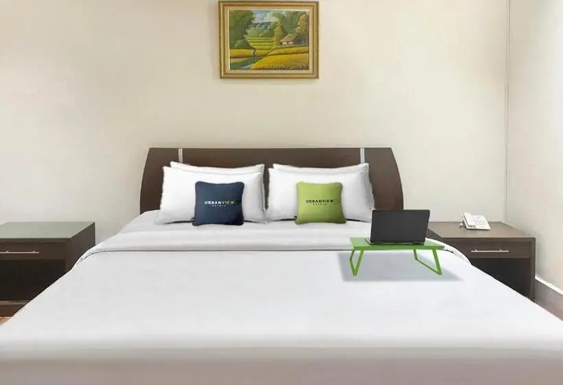 اتاق استاندارد, Urbanview Hotel Mulia Indah Palopo