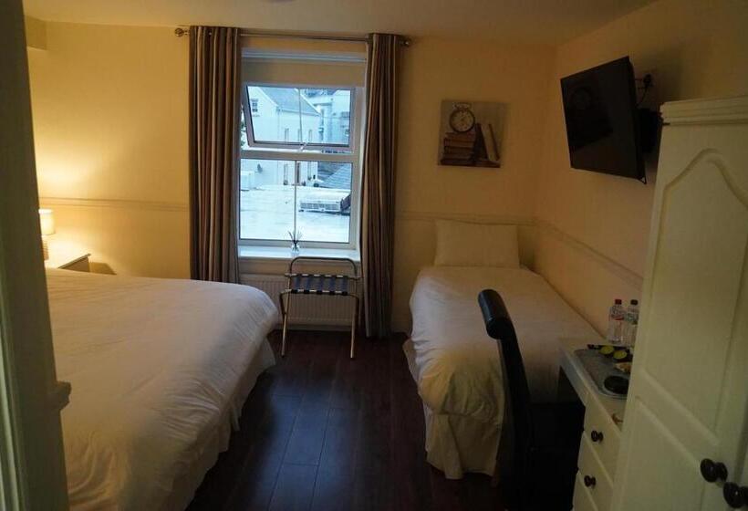 חדר משפתחתי סופריור, The Fleet Inn