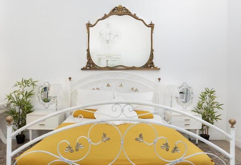 اتاق راحتی سه تخته, B&b Morosoli Palace