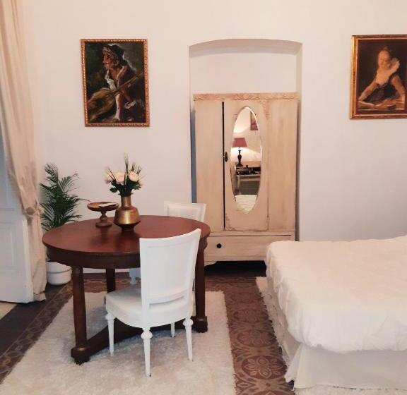 اتاق استاندارد با تخت بزرگ, B&b Morosoli Palace