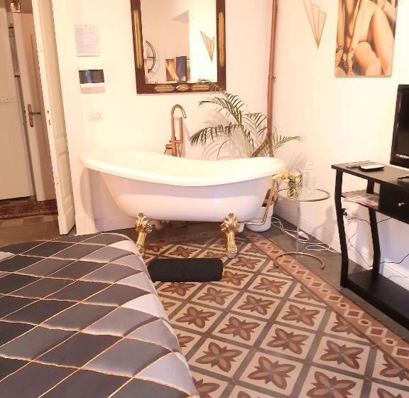 اتاق لوکس, B&b Morosoli Palace