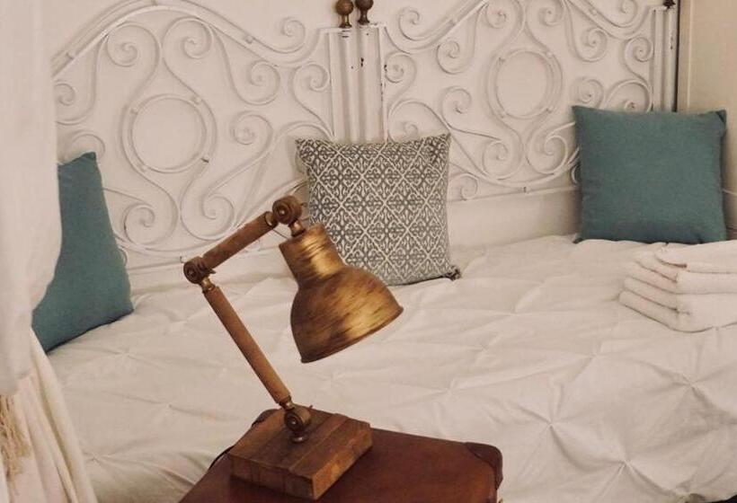 اتاق راحتی سه تخته, B&b Morosoli Palace