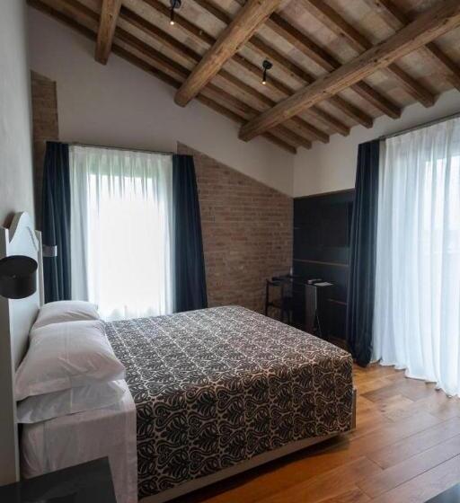 اتاق استاندارد با تراس, Sei Sequoie