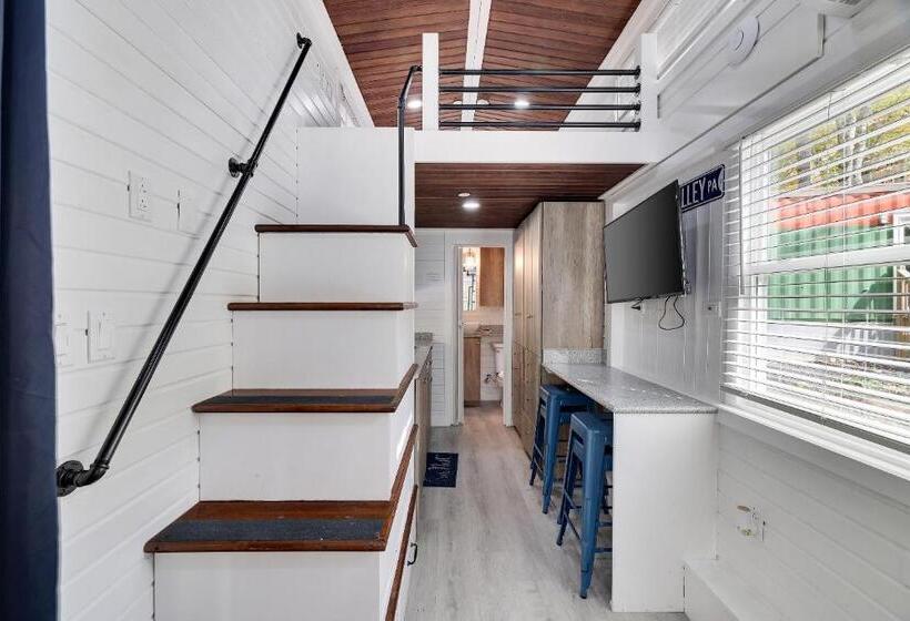 스탠다드 룸, Camptel Poconos Lodging