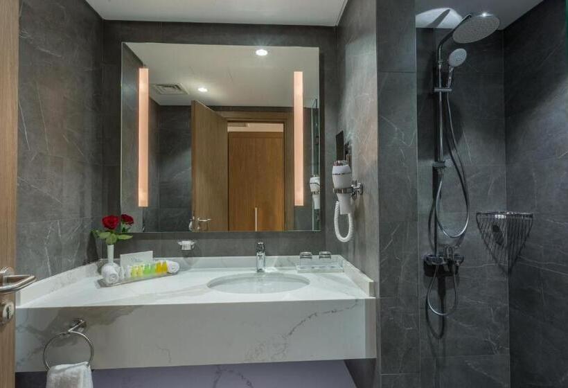 סוויטת אקזקיוטיב, עם מיטת קינג, Clarion Hotel Jeddah Airport