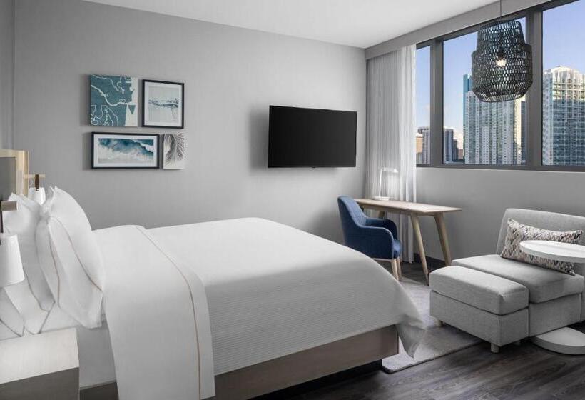 غرفة قياسية سرير كينج, Element Miami Brickell