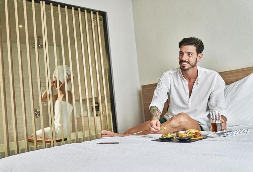 Quarto Estandar Cama King, Aken Mind Mérida