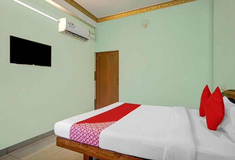 디럭스 트리플 룸, O Primes Residency