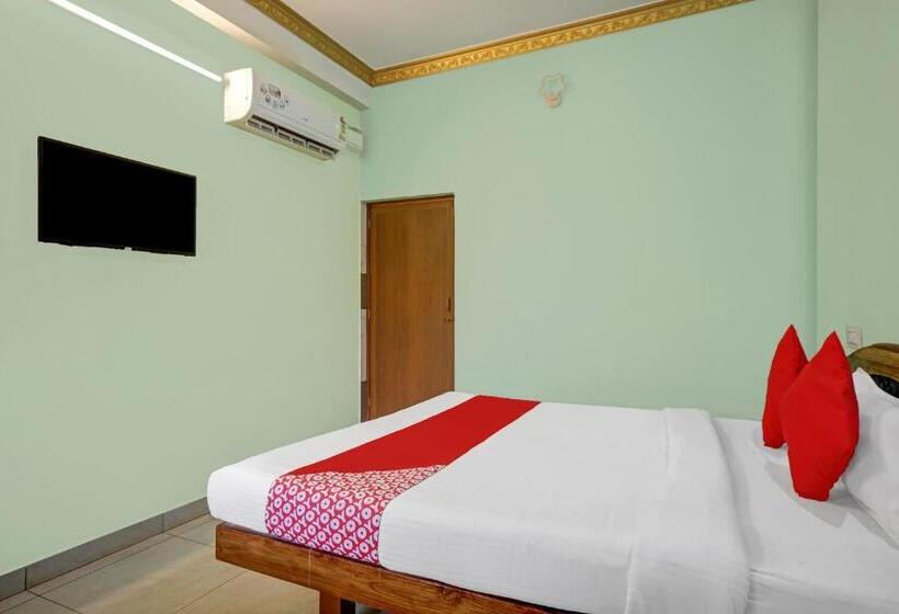 트리플 클래식 룸, O Primes Residency