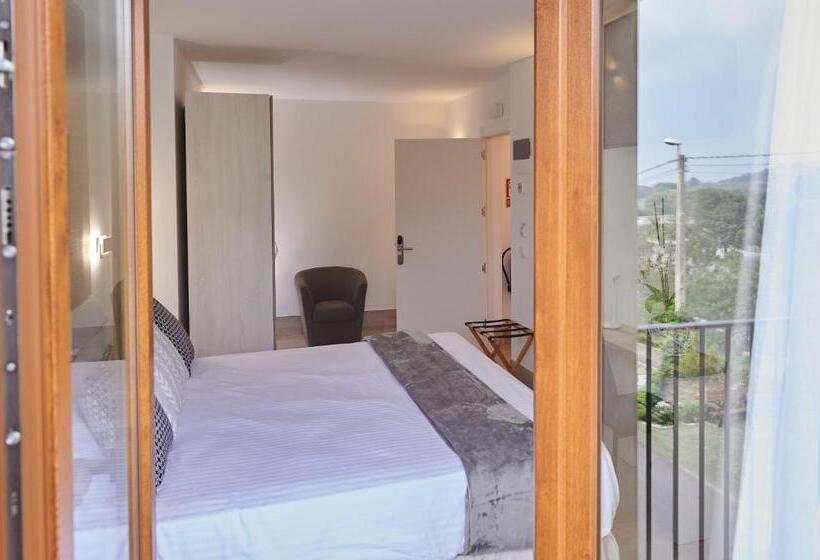 キングサイズベッドのスタンダードルーム, Posada Naturae