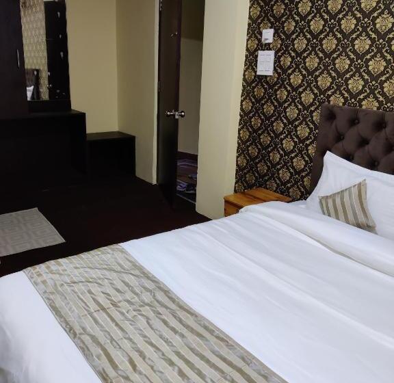 سوییت لوکس, Route55