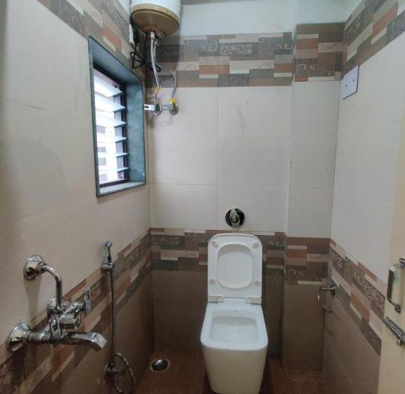 اتاق اکونومی, Route55