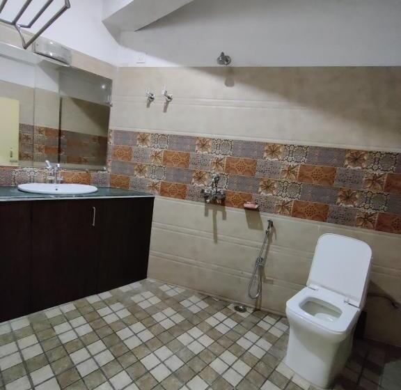 اتاق سوپریور, Route55