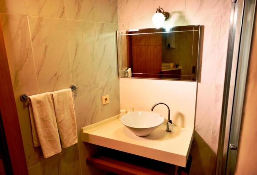 جناح غرفتين نوم, Watercastle Suits