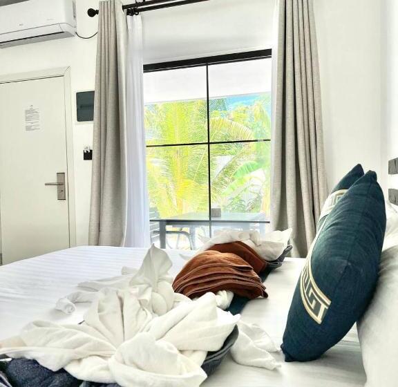 اتاق لوکس, Belvedere Thoddoo