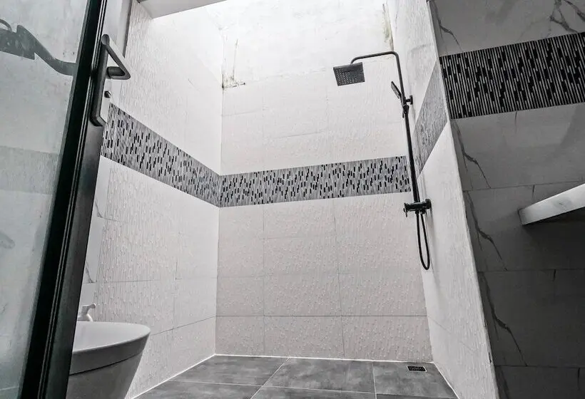 اتاق لوکس, Belvedere Thoddoo