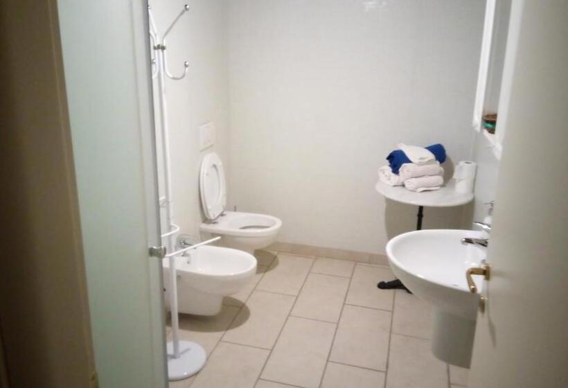 스탠다드 트리플 룸, Azienda Agricola Cascina Monticone