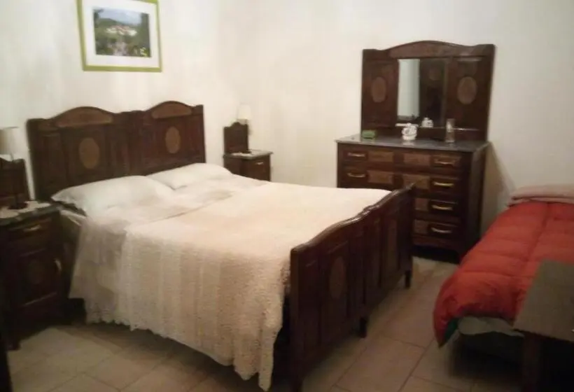 スタンダードトリプルルーム, Azienda Agricola Cascina Monticone