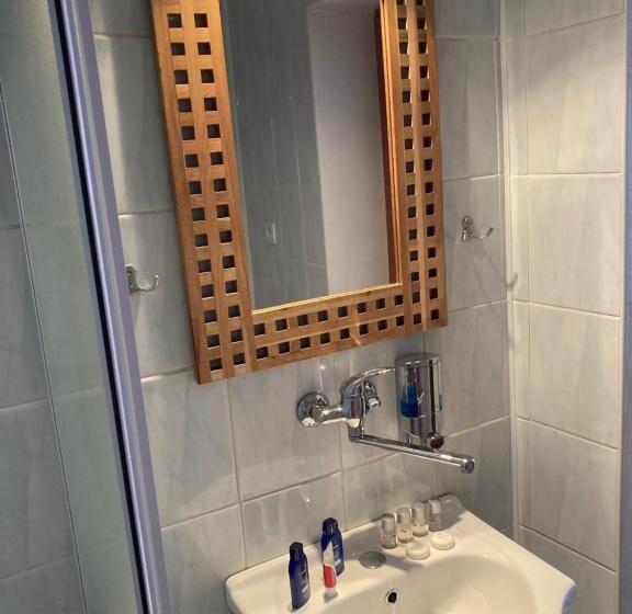 带2个卧室的公寓, Country House & Restaurant Hronec