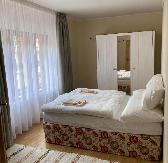 带2个卧室的公寓, Country House & Restaurant Hronec