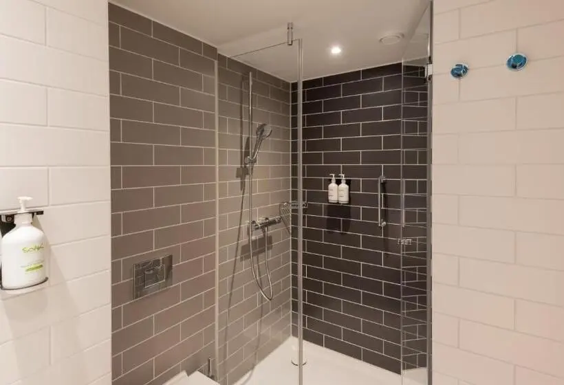 ダブルベッドスタンダードルーム, Holiday Inn Express & Suites   Potsdam, An Ihg