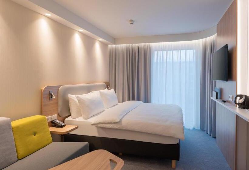 غرفة قياسية سرير مزدوج, Holiday Inn Express & Suites   Potsdam, An Ihg