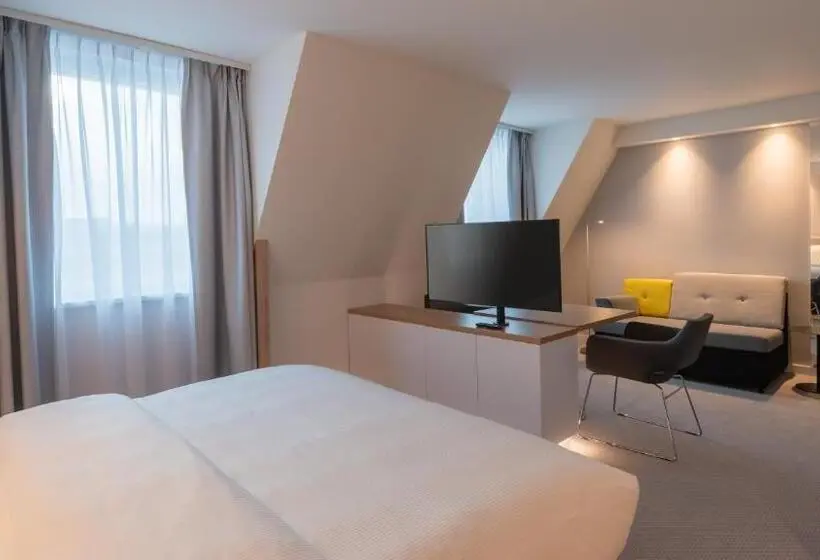 スイート, Holiday Inn Express & Suites   Potsdam, An Ihg