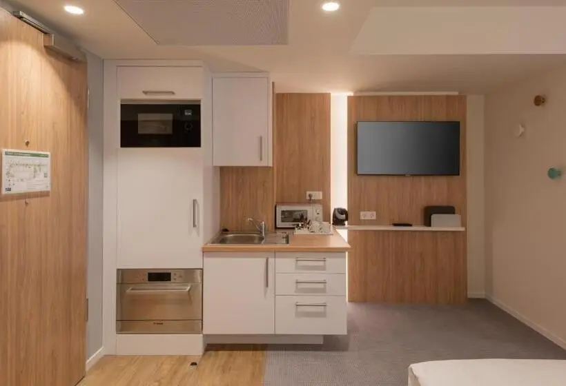 スイート, Holiday Inn Express & Suites   Potsdam, An Ihg