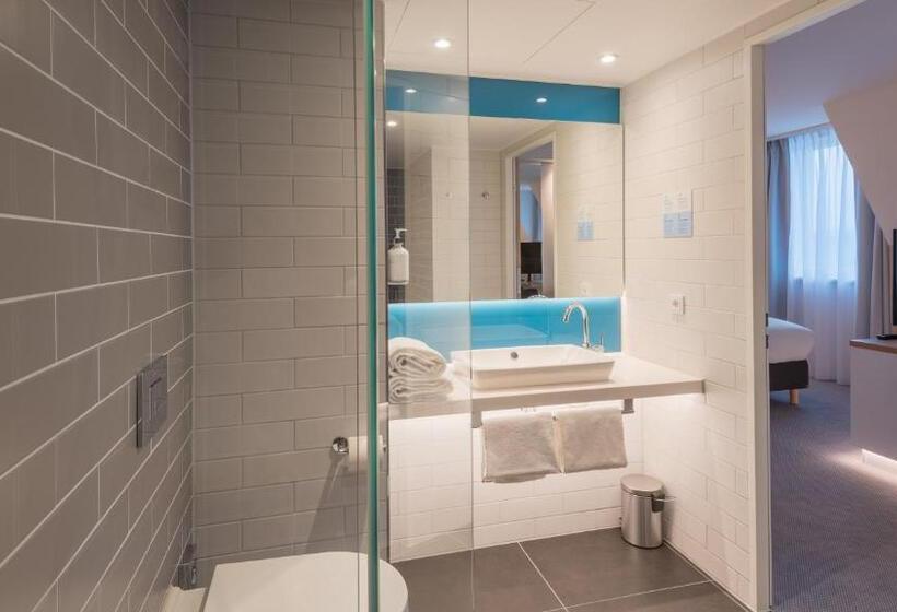 جناح, Holiday Inn Express & Suites   Potsdam, An Ihg