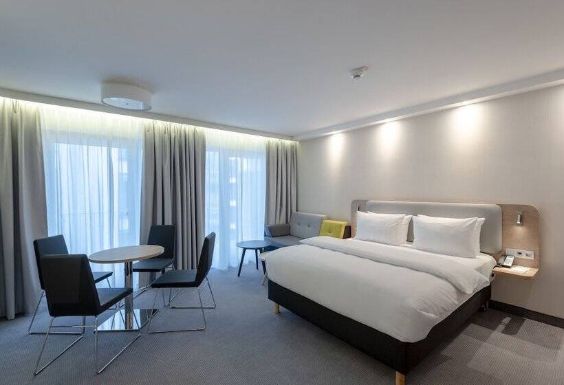 스위트, Holiday Inn Express & Suites   Potsdam, An Ihg