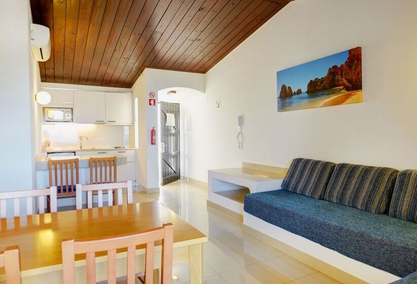 Apartamento 2 Quartos Vista Mar Lateral, 3hb Golden Beach