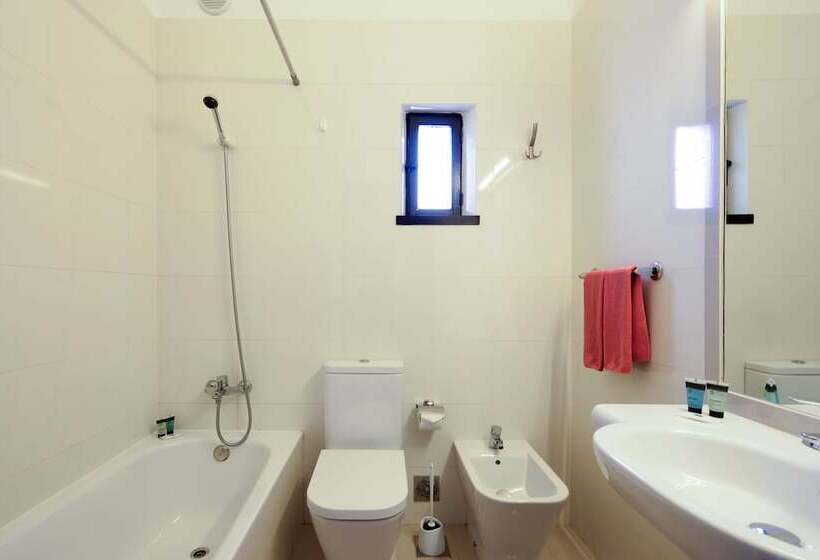 Апартаменты 2 Спальни Боковой Вид на Море, 3hb Golden Beach