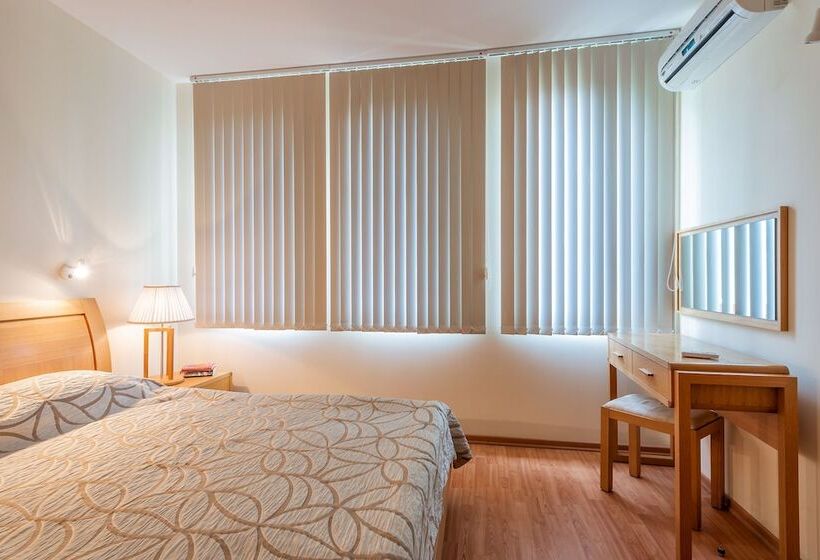 شقة غرفتين, Garden Of Eden Complex