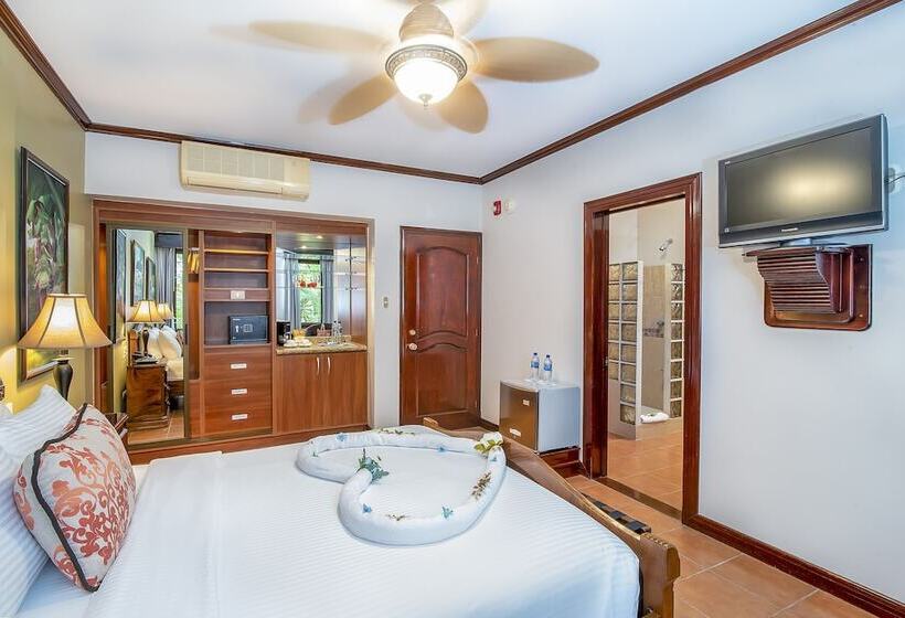 غرفة ديلوكس, Casa Roland Golfito Resort