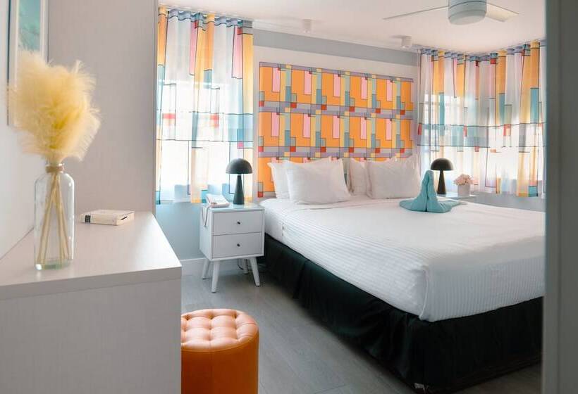 غرفة قياسية, The Cove By Renzzi