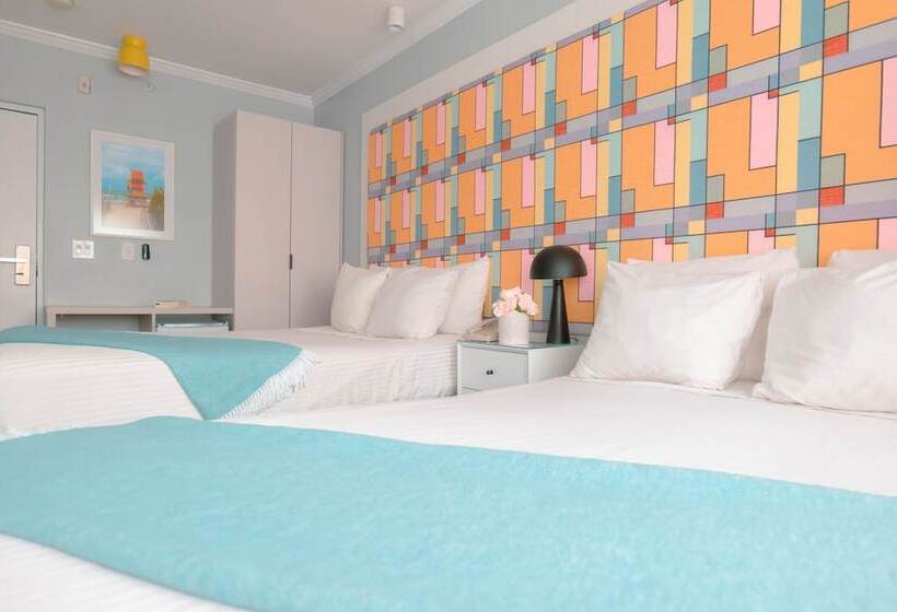 غرفه قياسيه سريرين مزدوجين, The Cove By Renzzi