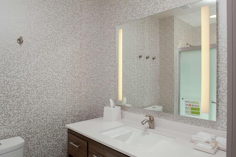 اتاق استاندارد با چشم‌انداز باغ, Holiday Inn Cartagena Morros, An Ihg