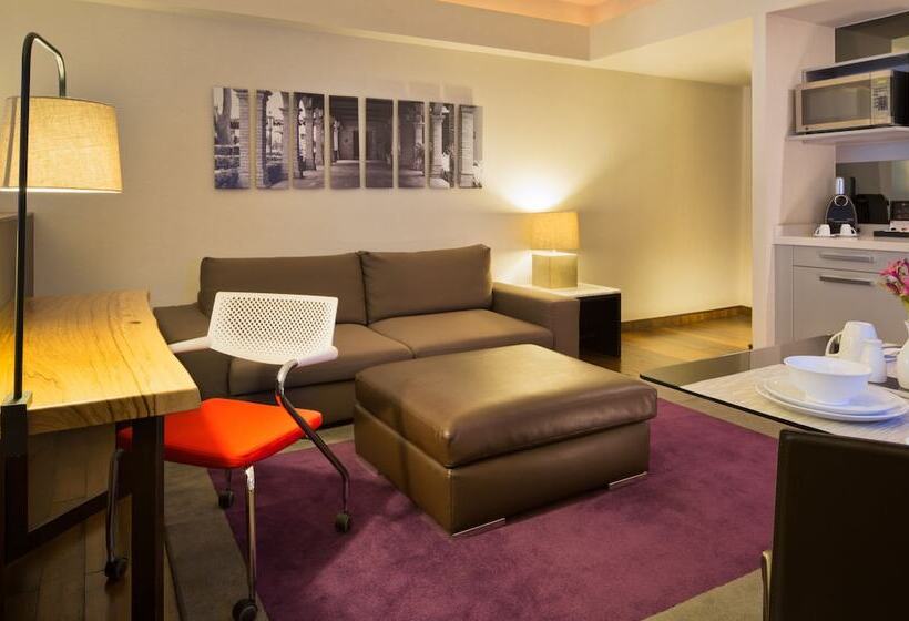 سوئیت پریمیوم, Las Suites Campos Eliseos