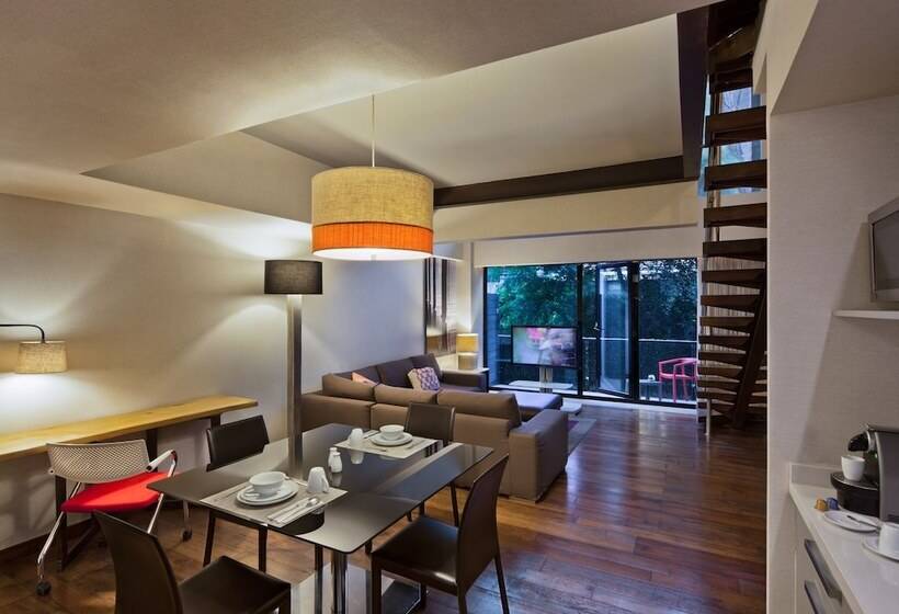 سوئیت 2 خوابه, Las Suites Campos Eliseos