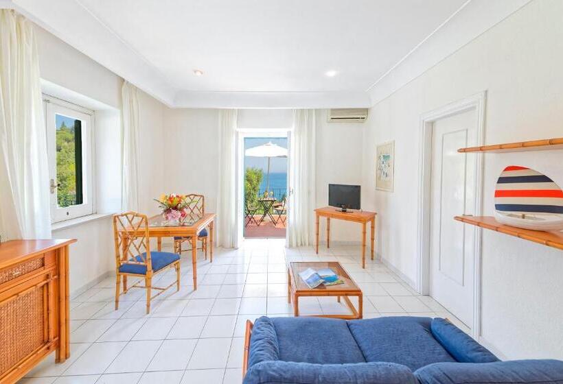 جناح جونيور, Oasi Castiglione