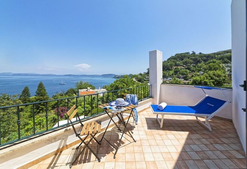 غرفة سوبيريور مطلّة علي البحر, Oasi Castiglione