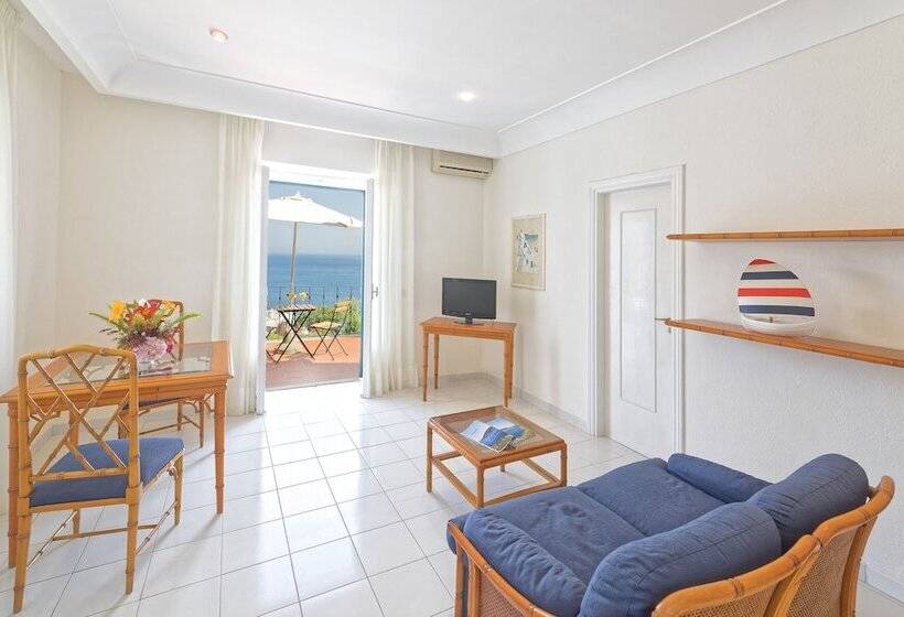 جناح جونيور, Oasi Castiglione